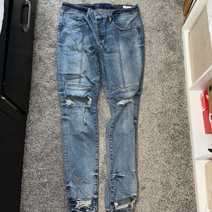 Kollar Jeans